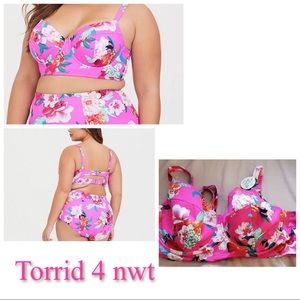 Torrid Bikini Top NWT